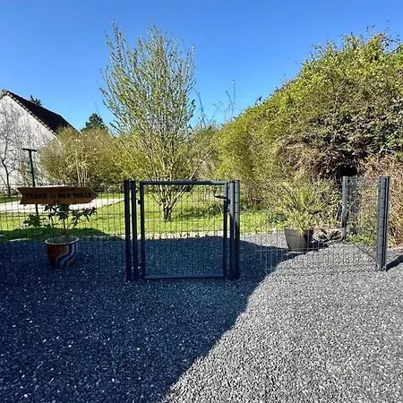 Terre & Mer'Veilles 2, Appartement Avec Spa Pour 2 Personnes Favières Exterior foto