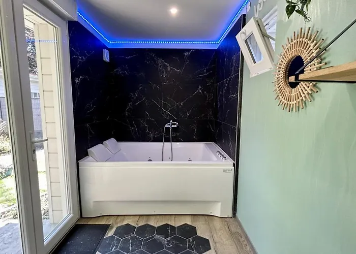 Terre & Mer\'Veilles 2, Appartement Avec Spa Pour 2 Personnes
